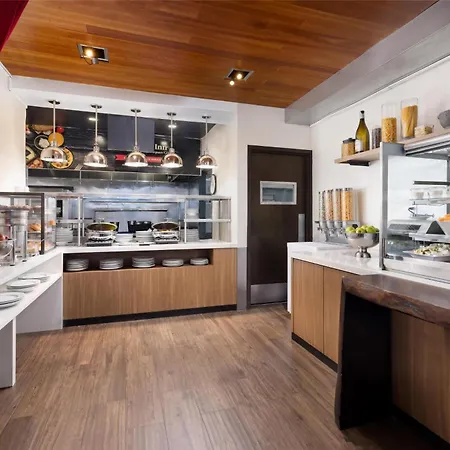Hilton Garden Inn New York - Times Square Central-3